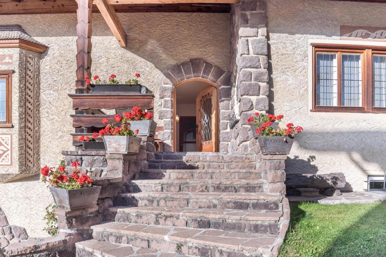 Villa Soldanella Ortisei Exterior photo